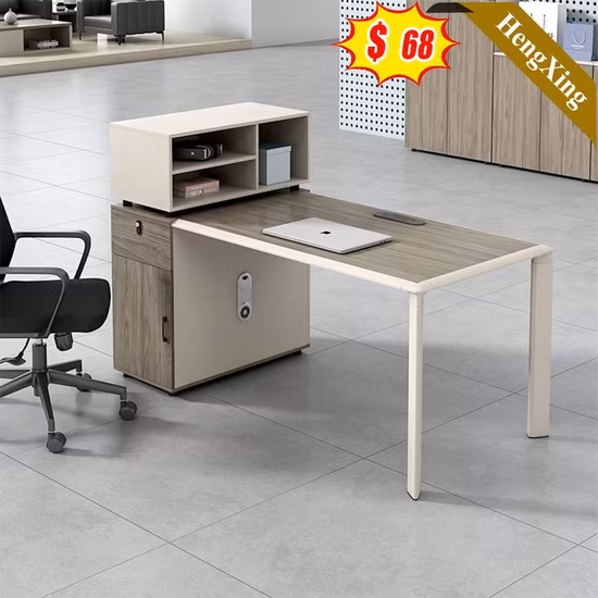 Mobili per ufficio in laminato, postazione di lavoro a P in melaminico, scrivania direzionale, postazione di lavoro per ufficio